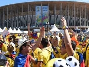 Colombianos garantem público recorde no Mané