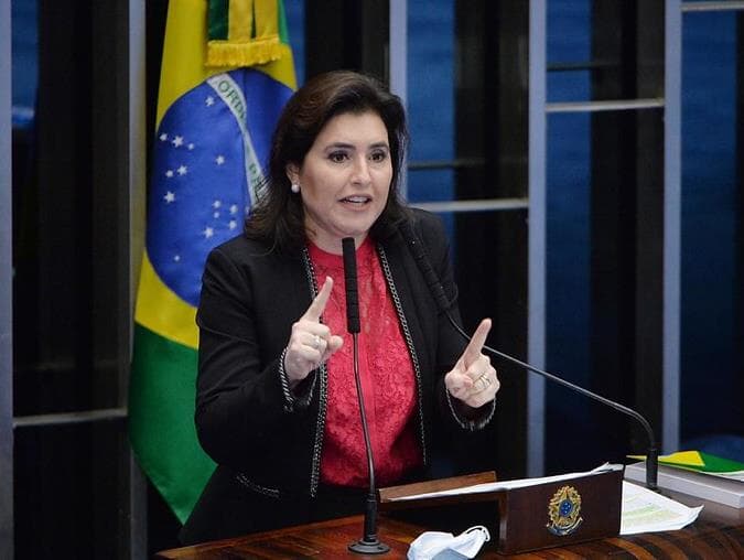 MDB lança Simone Tebet pré-candidata com discurso de combate à pobreza