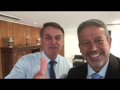 Bolsonaro oferece cargos e emendas a deputados por apoio a Lira, diz Maia