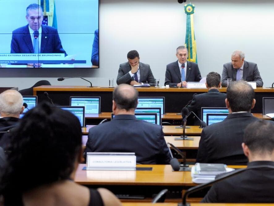 Comissão externa de Brumadinho quer aprovar projetos que endurecem atividade de mineração em maio