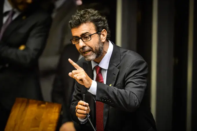 PSDB indica Cesar Maia para vice de Marcelo Freixo no Rio de Janeiro