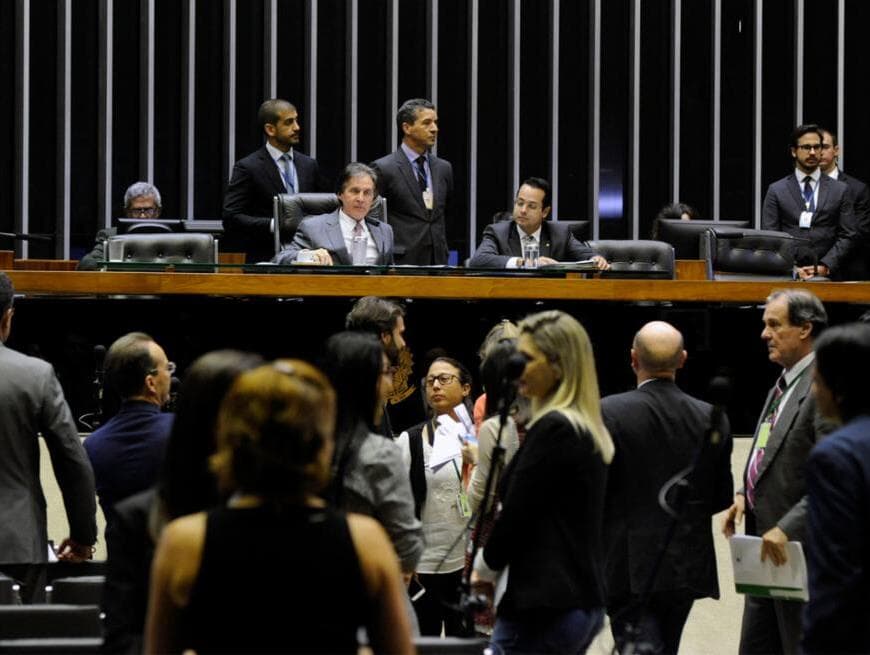 Congresso aprova criação de cargos e liberação de verbas para intervenção federal no Rio