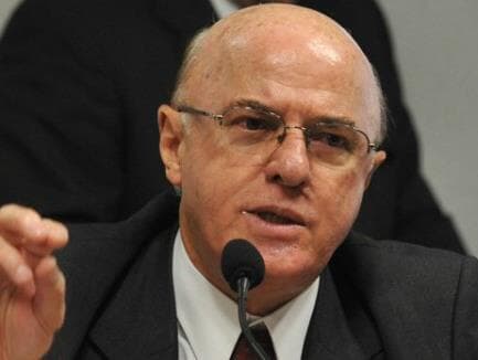 Almirante Othon, ex-presidente da Eletronuclear, é libertado após quase dois anos preso