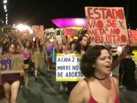 Ações sobre aborto reacendem discussão do tema no STF e no Congresso