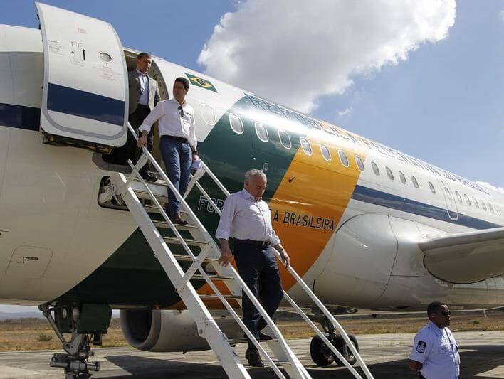 Temer cancela compra milionária de comida para avião presidencial