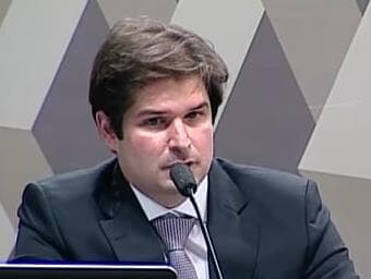 Senado escolhe advogado ligado a partidos para compor Conselho Nacional de Justiça