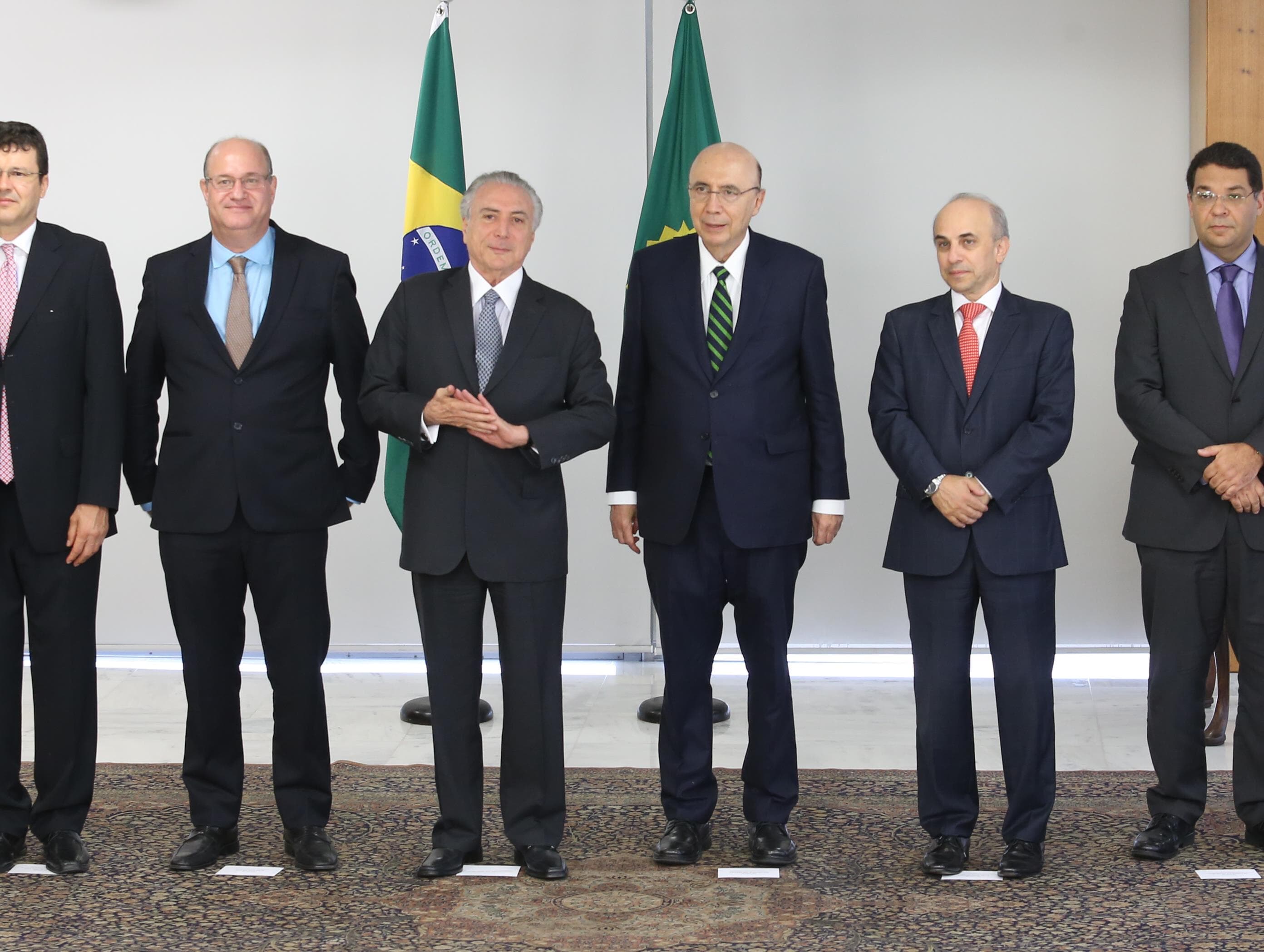 Temer aumentará impostos para reduzir déficit de 2017