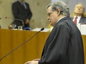 Temer descarta provável ministro da Justiça após entrevista, diz jornal