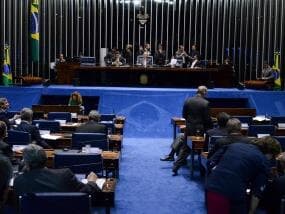 Oposição comanda nova comissão do impeachment