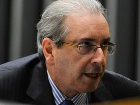 61% dos deputados defendem renúncia de Cunha, diz pesquisa