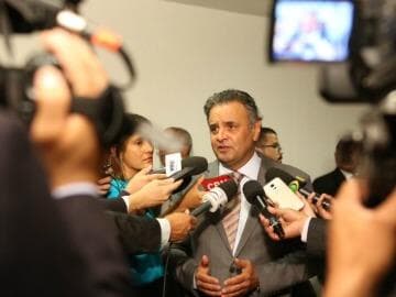 Aécio nega acusações sobre propina e maquiagem de dados