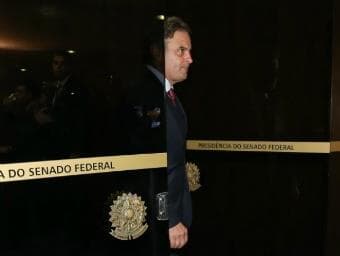 Aécio recebeu propina de Furnas e agiu para maquiar dados, diz Delcídio