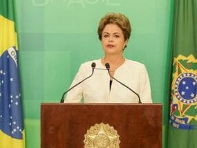 Dilma sanciona, com vetos, Lei da Repatriação