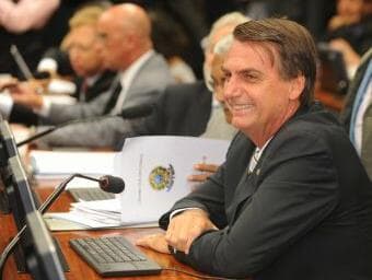 Bolsonaro vai recorrer de sentença por danos morais