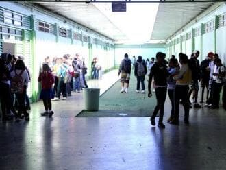 Senado aprova em primeiro turno projeto de combate ao 'bullying'