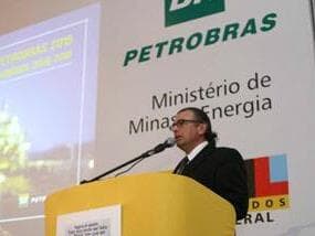 Ex-gerente da Petrobras diz que recebia propina desde o governo FHC