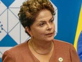 Para Dilma, ato contra jornal é "ataque inaceitável" à liberdade de imprensa