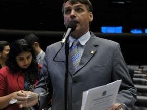 Bolsonaro derruba votação para anular vacância de Jango