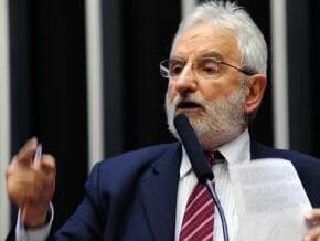 Psol pede CPI para investigar planos de saúde