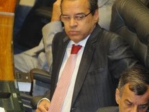 Deputados petistas criticam presidente da Câmara