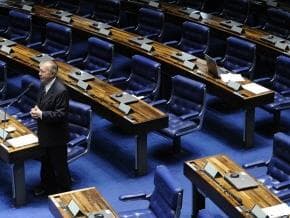 Senado esconde falta de senadores em plenário