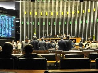 Deputados tiveram 20% mais faltas em 2012