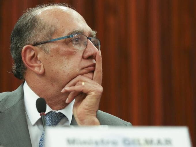 Gilmar Mendes defende revisão da Ficha Limpa por causar "enorme desassossego"