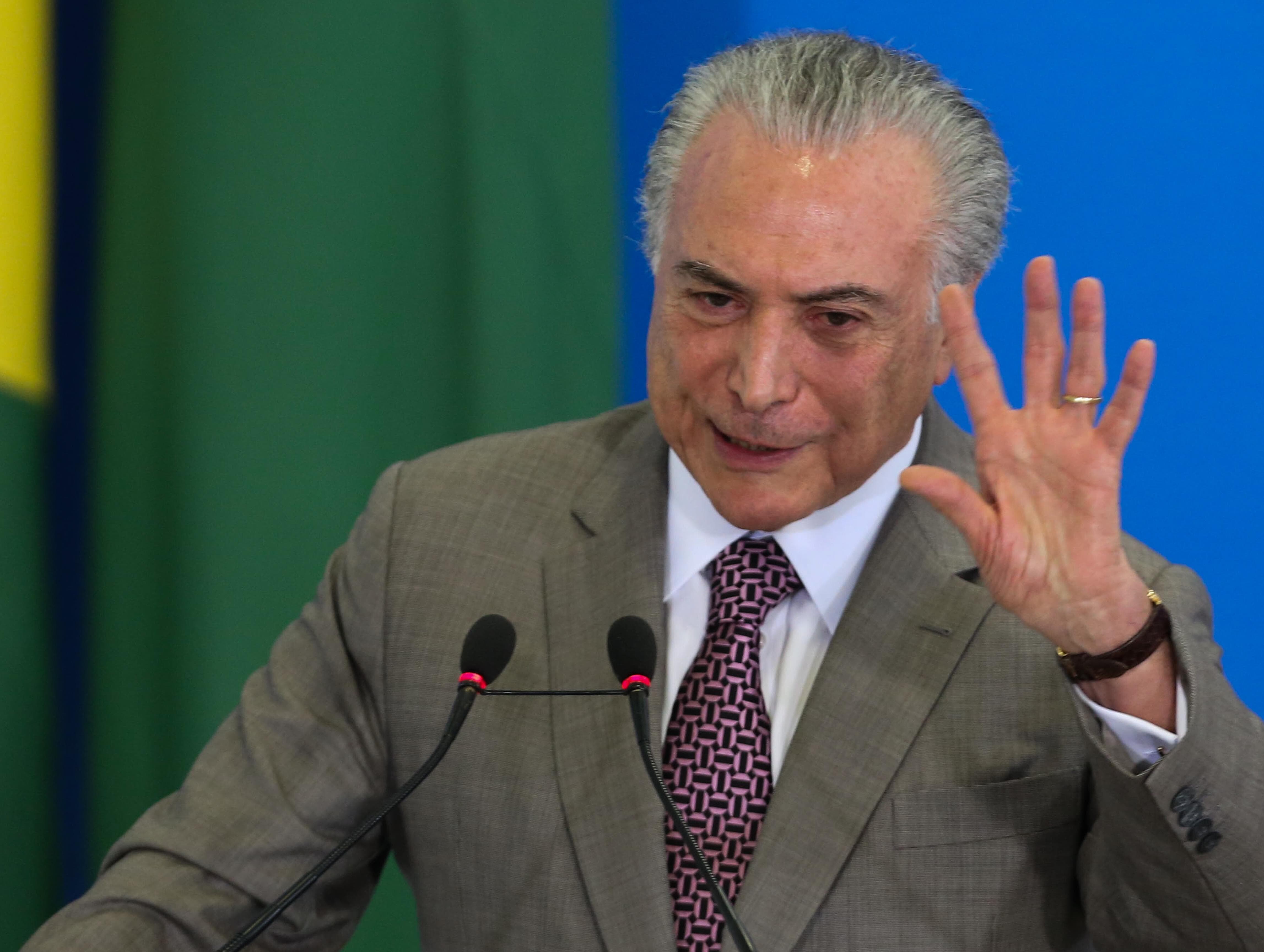 Temer diz que eventual prisão de Lula pode causar "problemas"