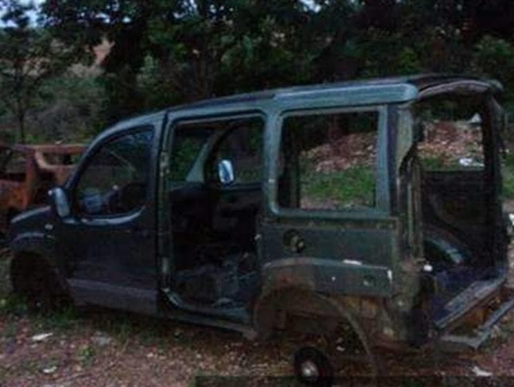 Criminosos roubam e destroem carro de ONG que cuida de crianças soropositivas