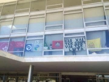 Movimentos sociais ocupam Palácio do Planalto