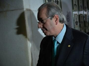 Cunha nega acordo com governo para arquivar pedido de impeachment