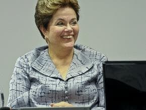 Leilão é "bem diferente" de privatização, diz Dilma