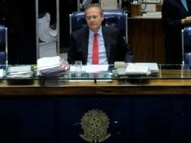 Proposta diminui poderes do presidente do Senado