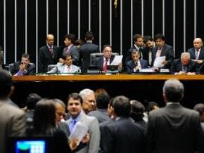 Câmara começa a votar MP dos Portos sem consenso