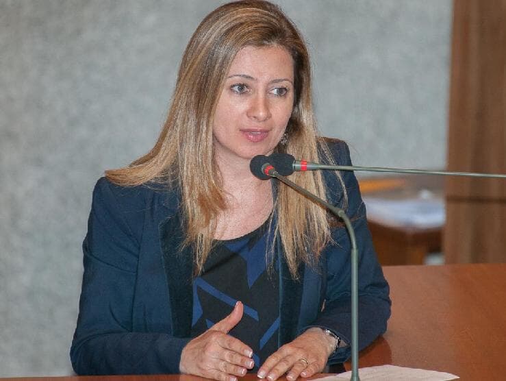 MP do DF apresenta denúncia contra distrital Sandra Faraj por estelionato