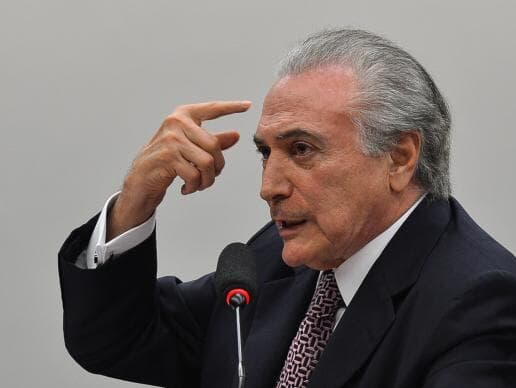 Temer admite pedido de "auxílio formal" à Odebrecht