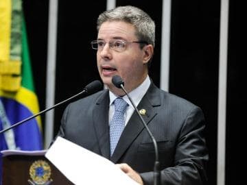 Lava Jato: PGR pede arquivamento de inquérito contra Anastasia