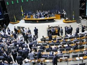 Após acordo, Câmara deve votar política antidrogas