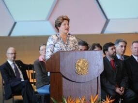 Dilma libera R$ 66,8 bilhões para os municípios