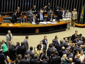 Impasse adia votação de novo rito sobre vetos