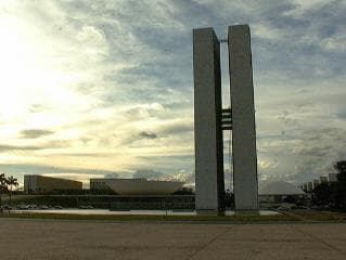 Câmara e Senado exigem CPF para revelar salário de servidor