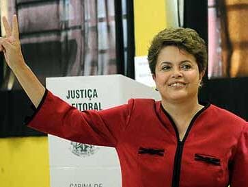 Dilma Rousseff é a primeira mulher eleita presidente