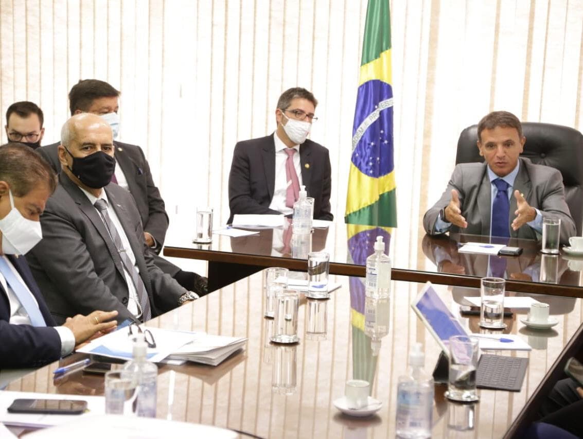 Relator da PEC Emergencial recua e vai manter repasses ao BNDES