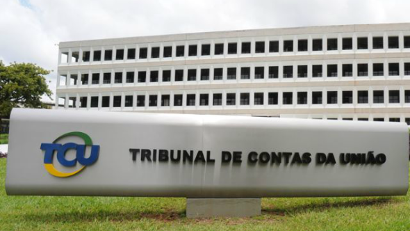 TCU determina suspensão de propaganda do Banco do Brasil em site de fake news