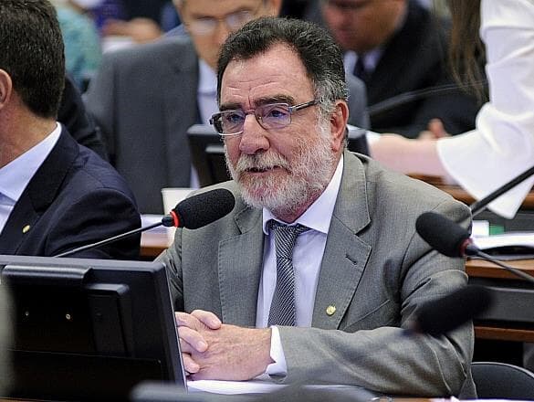 PEC 241: PT e PCdoB apresentam voto em separado