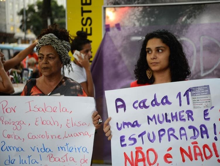 Datafolha: 1/3 dos brasileiros culpa mulher por estupro