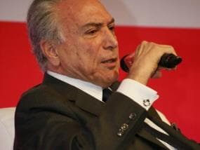 Temer vaza áudio com "pronunciamento à nação"