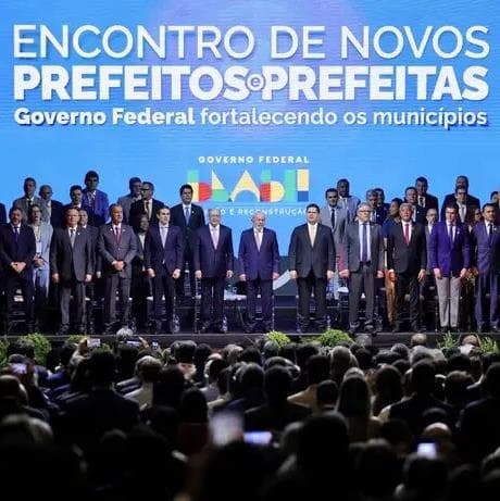 Lula abre Encontro Nacional de Novos Prefeitos e Prefeitas