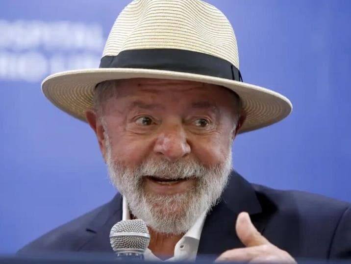 Lula cumprimenta Donald Trump após posse e deseja "mandato exitoso"