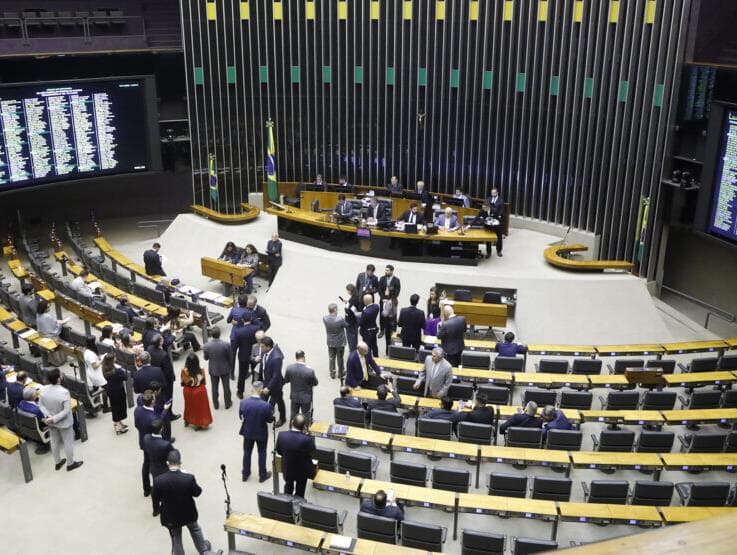 Câmara aprova crédito para reconstrução rural do Rio Grande do Sul